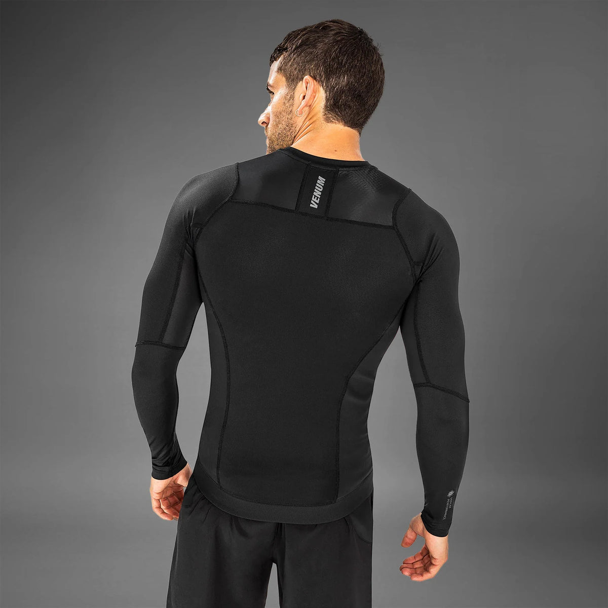 Venum G-Fit Air Rashguards Longsleeve - ראשגארד של ונום שרוול ארוך