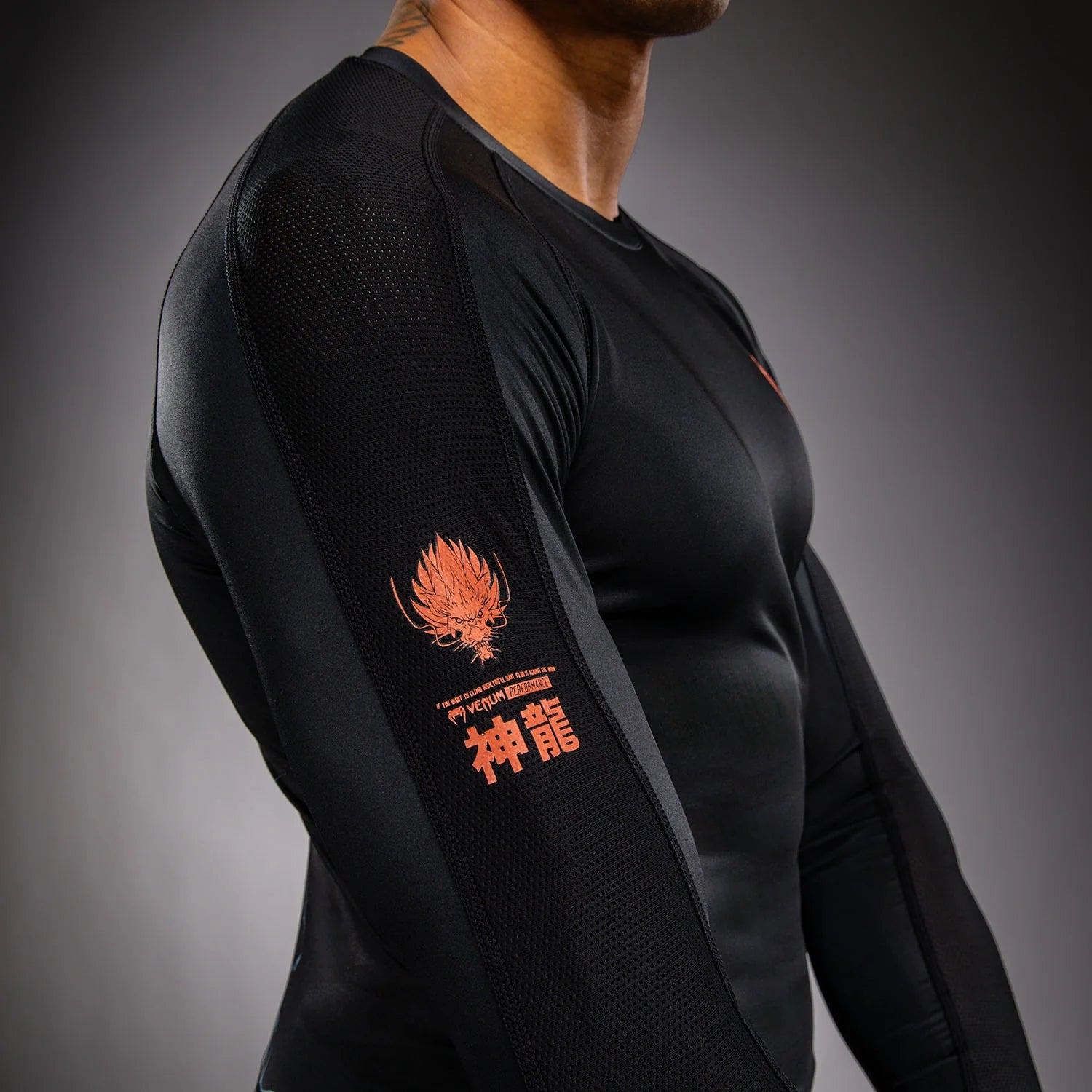 Venum Thunder Dragon Long Sleeve Rashguard - ונום טאנדר דרגון שרוול ארוך ראשגארד