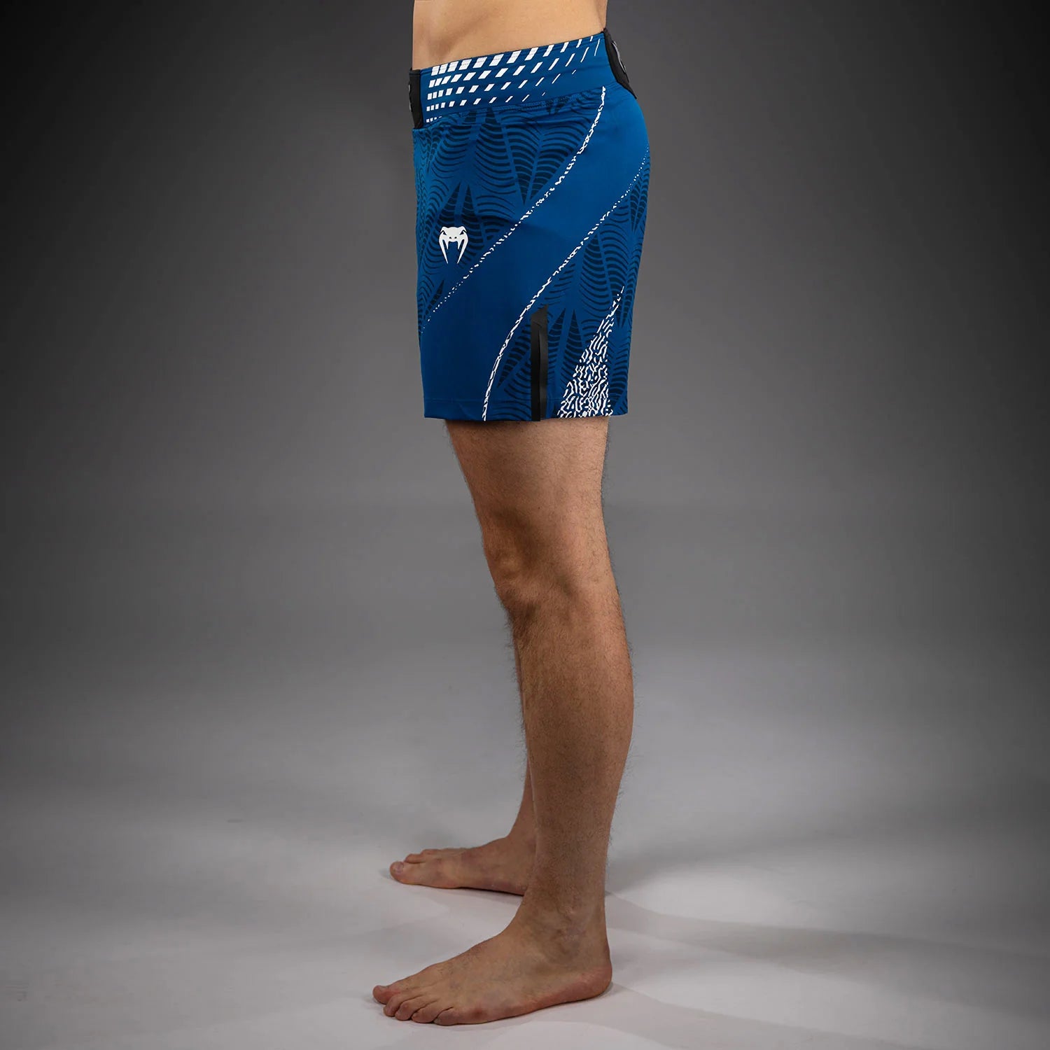 MEN'S UFC ZENITH BY VENUM AUTHENTIC FIGHT NIGHT SHORT - מכנסי ונום UFC מקוריים דגם זינט