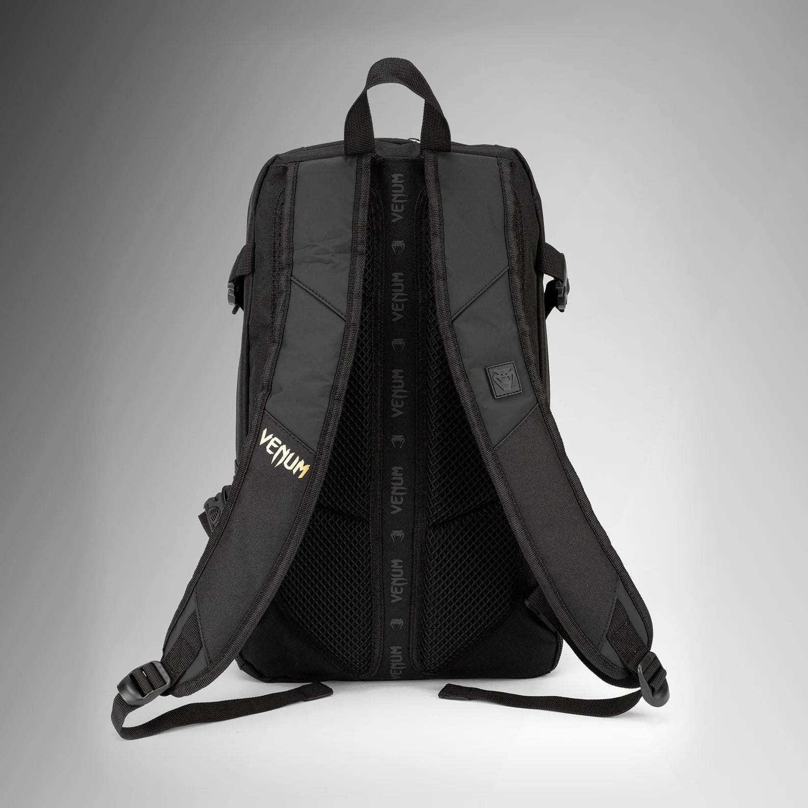 Venum Challenger Pro BackPack- תיק גב ונום צ׳אלנג׳ר