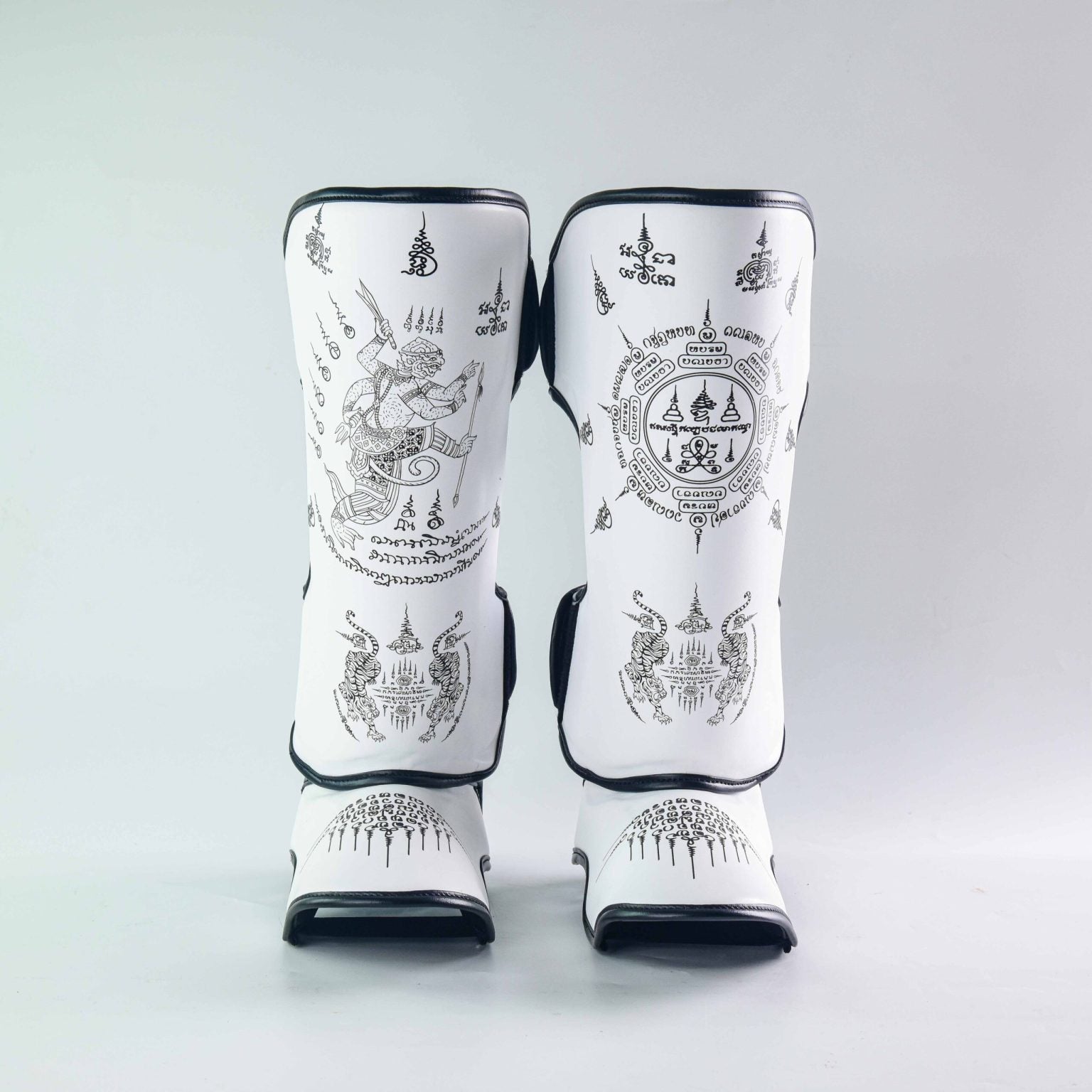 Fancy Shinguards Collection-  מגן  שוקיים ראג׳ה בעיצוב תאילנדי (עור מלא)