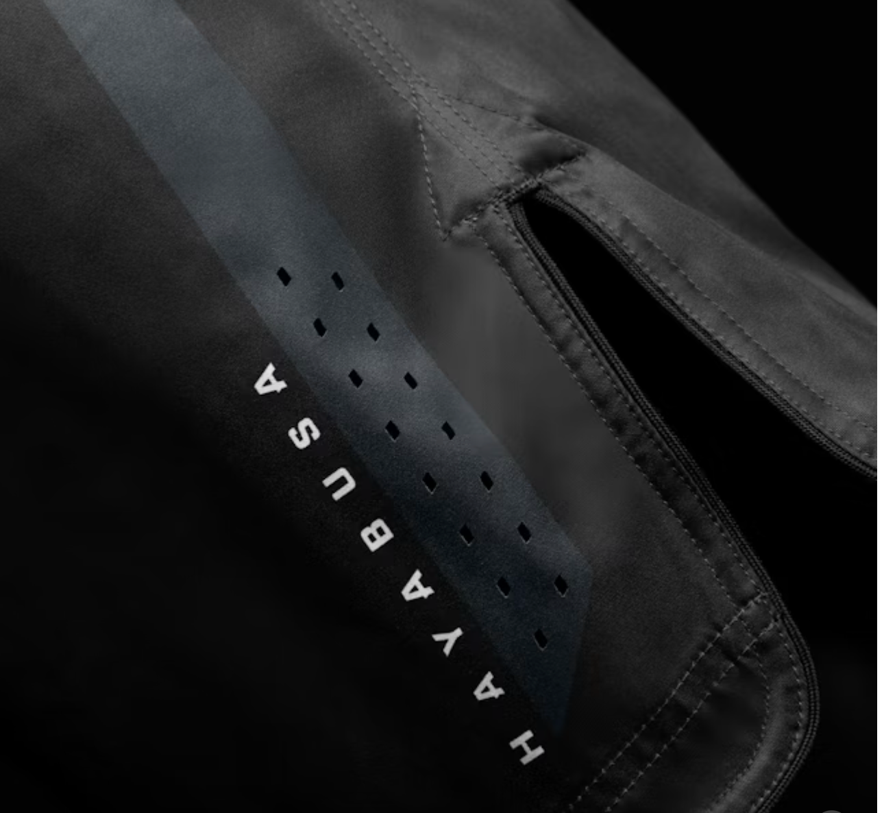 Hayabusa Men’s Core Mid-Thigh Fight Shorts- מכנסי לחימה היאבוסה