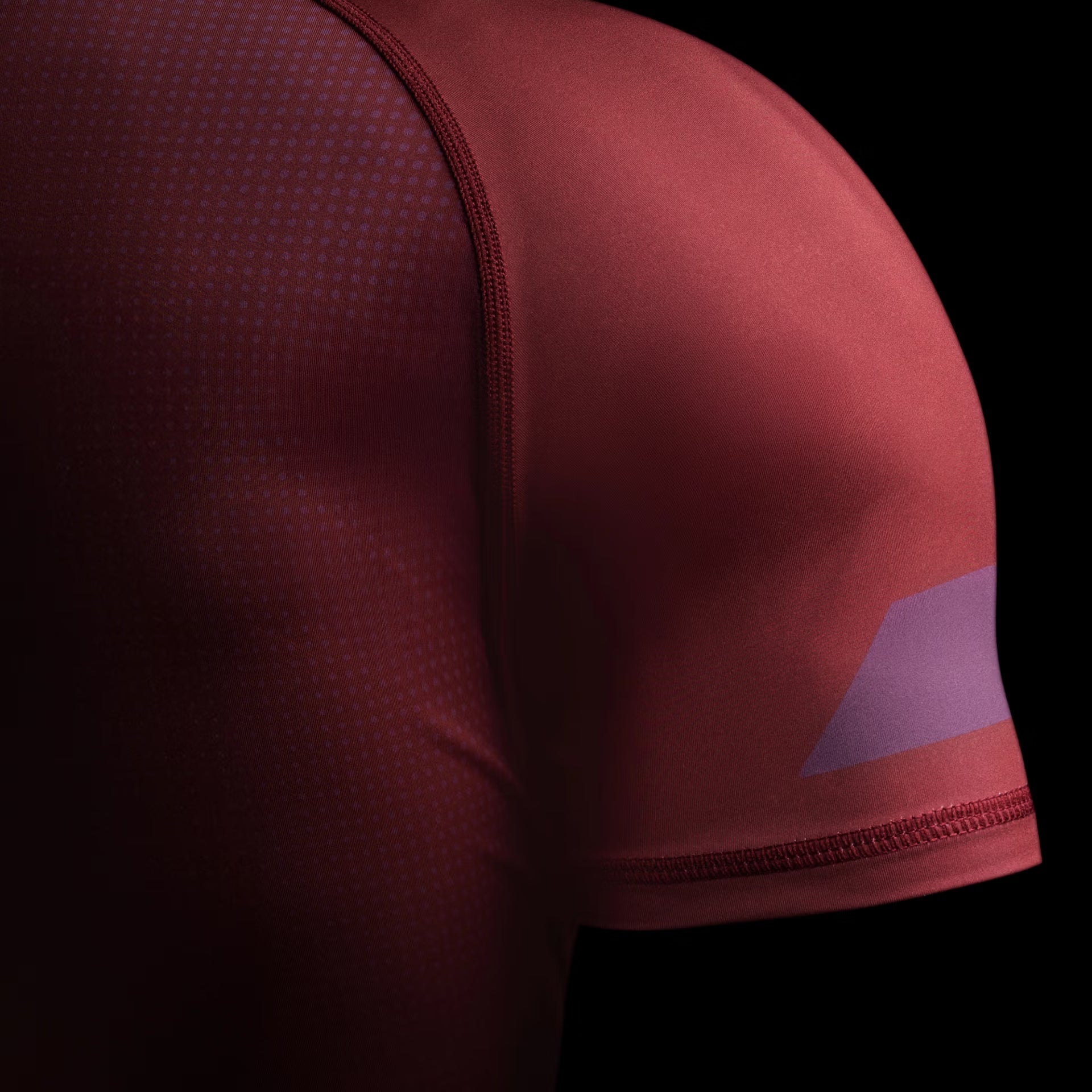 Hayabusa Men’s Core short Sleeve Rash Guard - ראשגארד היאבוסה שרוול קצר